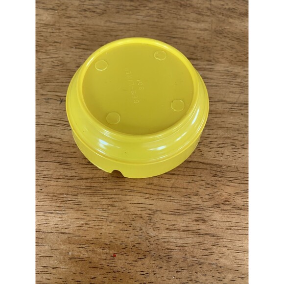 Vintage Ges-Line 301 Ashtray Vintage Yellow‎ Round Ashtray Made in USA 3" - Picture 4 of 6